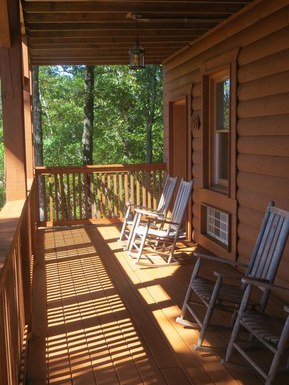 Warm Springs Mountain Top Inn And Resort חדר תמונה