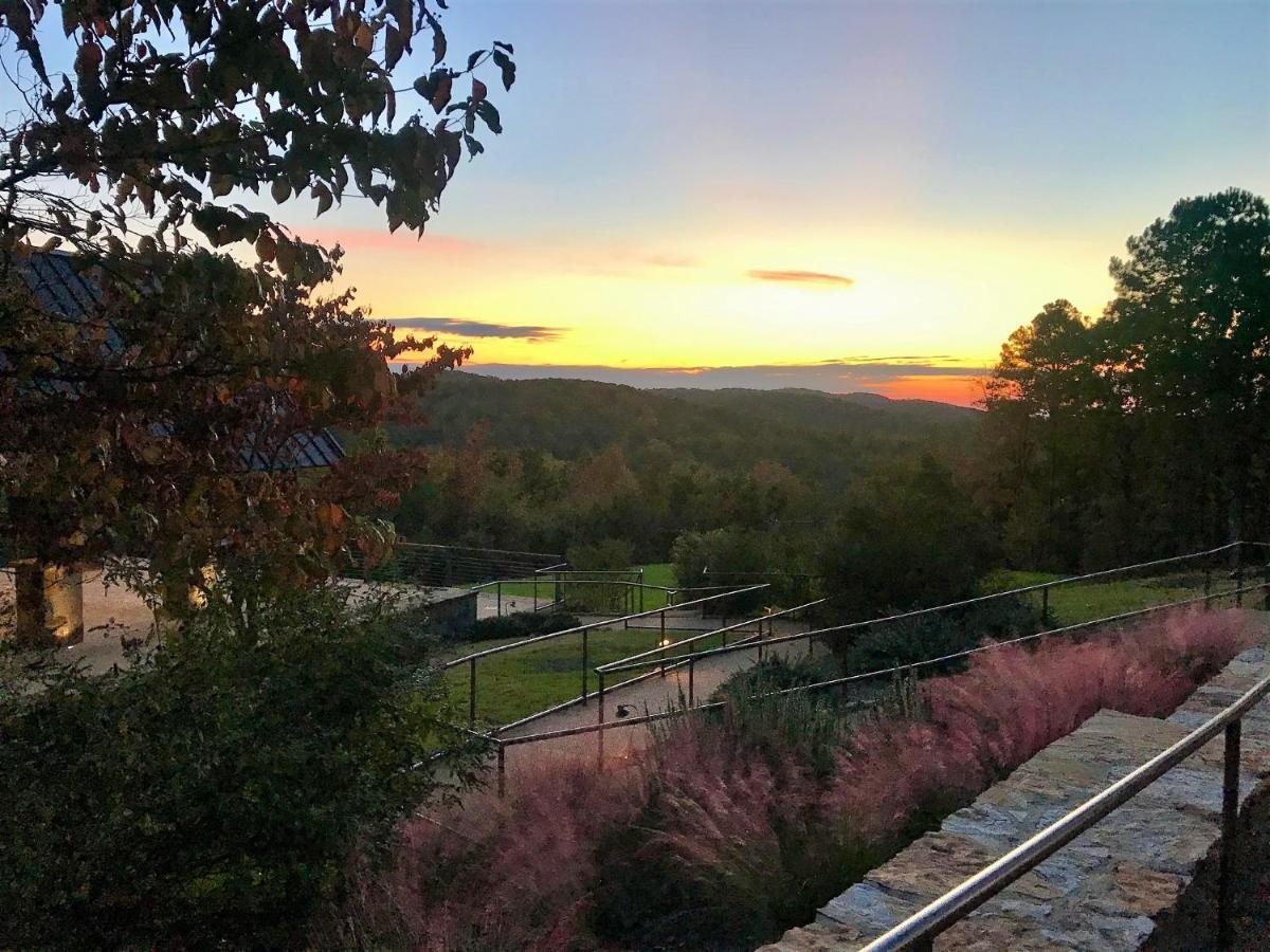 Warm Springs Mountain Top Inn And Resort מראה חיצוני תמונה